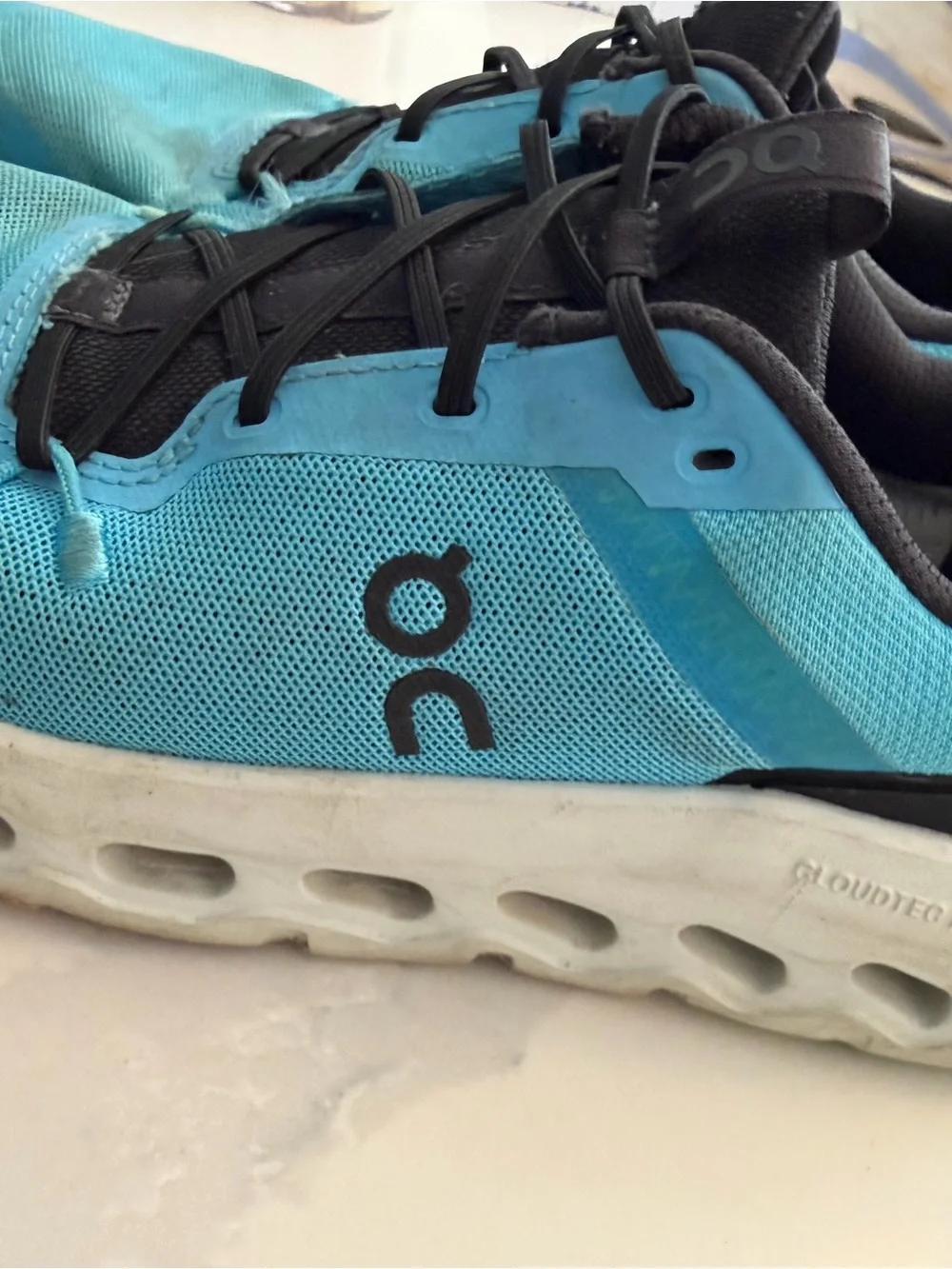 On Running Kids Turquoise and Black Sneakers